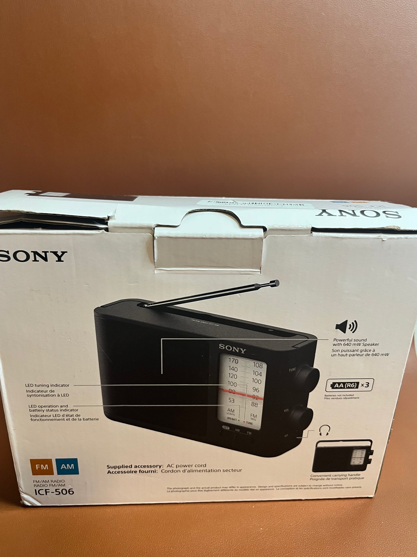 Sony ICF-506 Portable FM/AM Analog Radio – Battery Operated Analog Tuning Radio Black