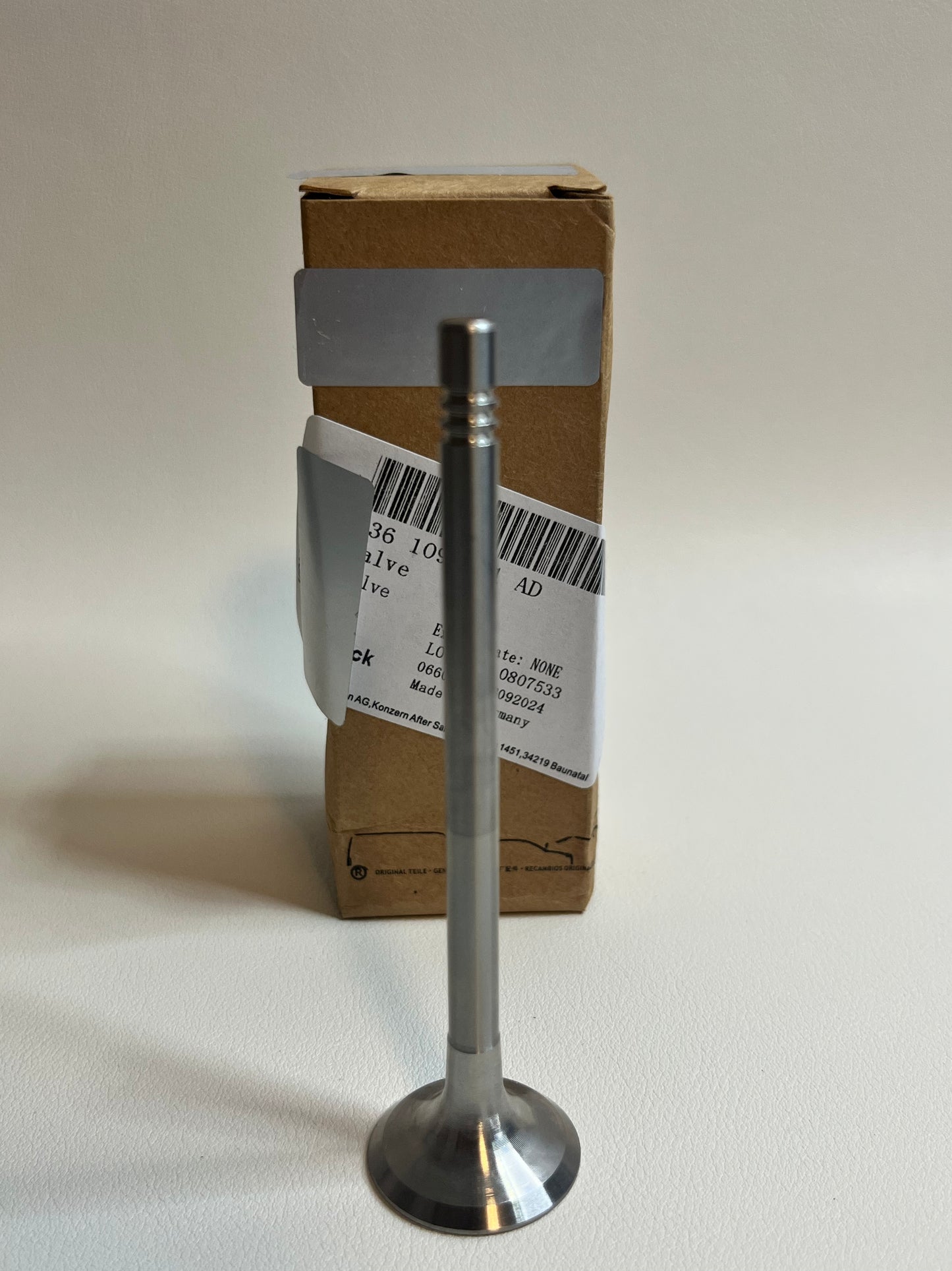 Volkswagen Engine Valve 036109611AE OEM Genuine VW Intake Exhaust Valve Made in Germany